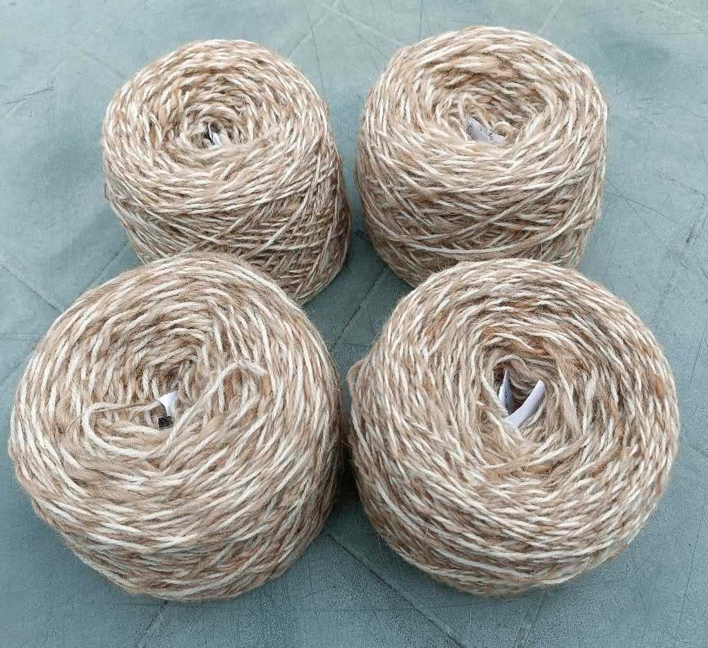 KAMELEN KAMEEL wol getwijnd met scheerwol 488 gr (KW1), Hobby en Vrije tijd, Ophalen of Verzenden, Nieuw, Breien of Haken, Wol of Garen