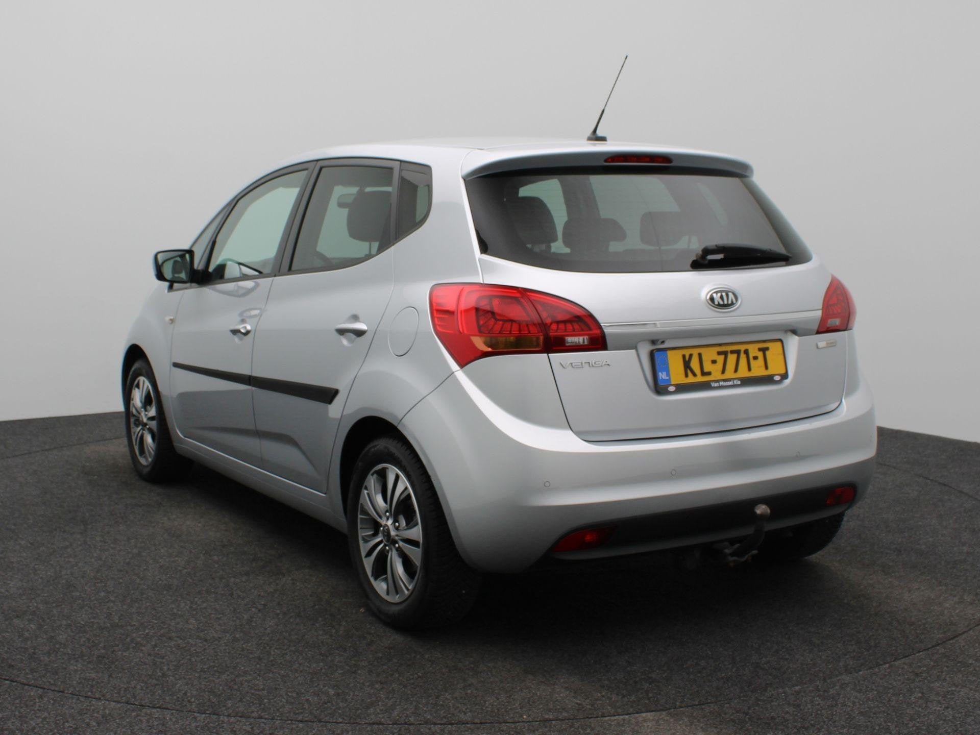 Kia Venga 1.6 CVVT DynamicPLusLine | Navigatie | Trekhaak |, Auto's, Voorwielaandrijving, 12 maanden, Gebruikt, 4 cilinders