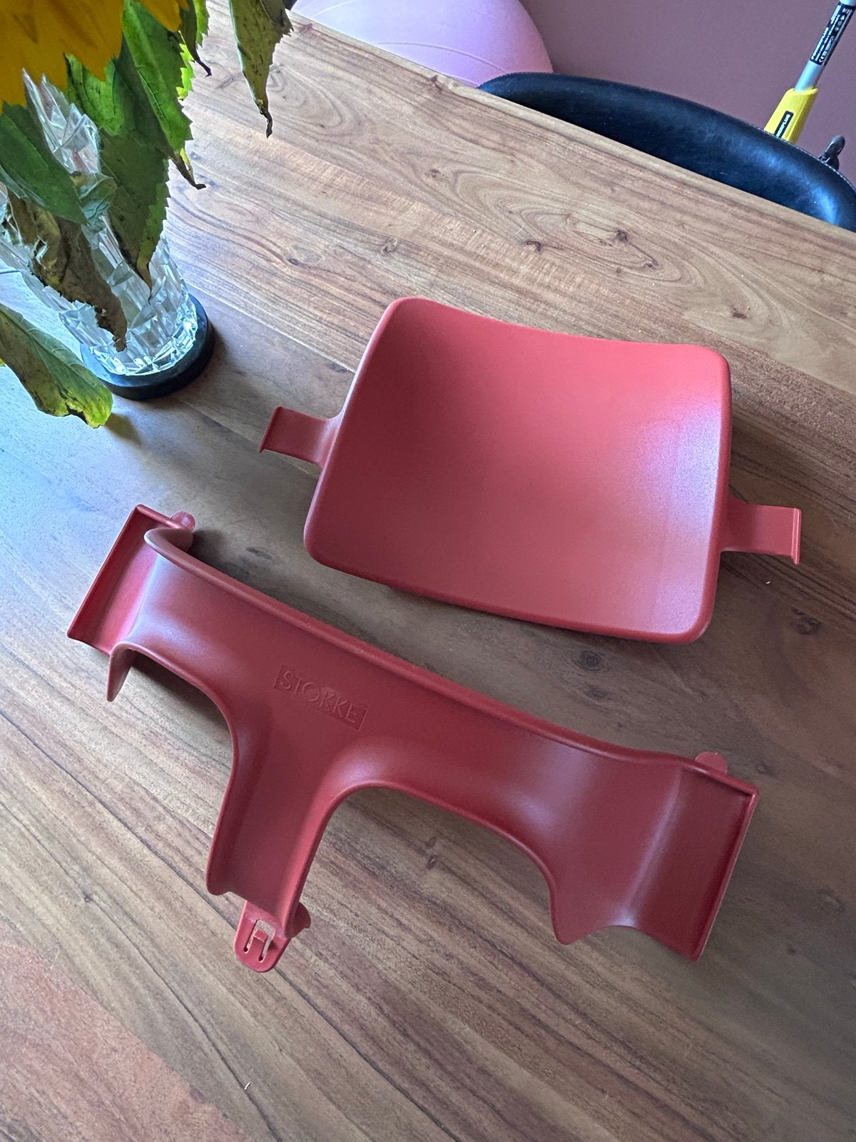 Stokke Tripp Trapp babyset V3 rood - Zo goed als nieuw, Kinderen en Baby's, Kinderstoelen, Ophalen of Verzenden, Zo goed als nieuw