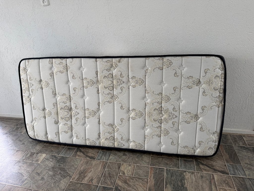 Matras 90x200 gratis op te halen!!!, Ophalen, Gebruikt, 90 cm, Eenpersoons