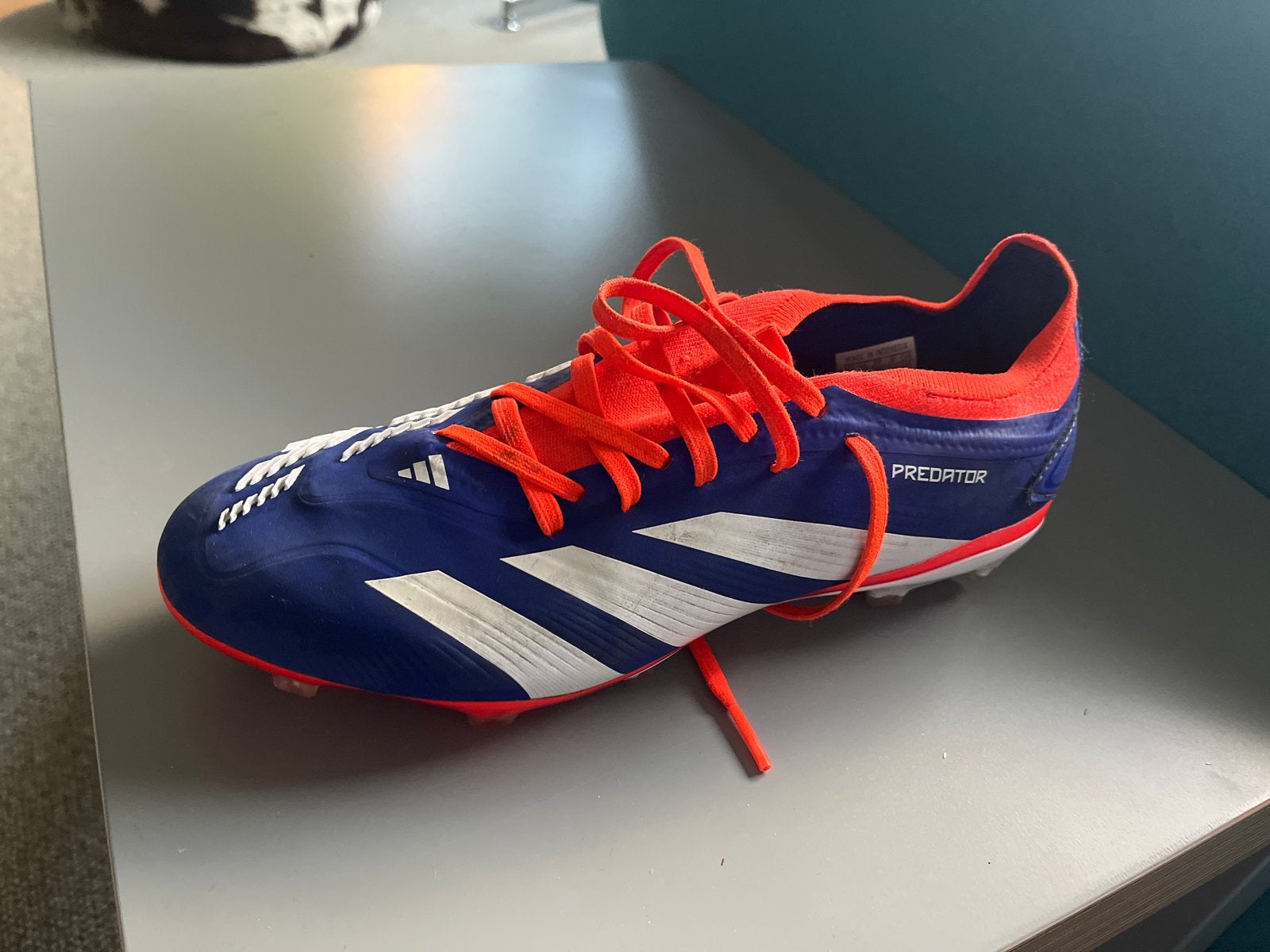 Adidas Predator pro voetbalschoenen maat 40, Ophalen of Verzenden, Zo goed als nieuw, Schoenen