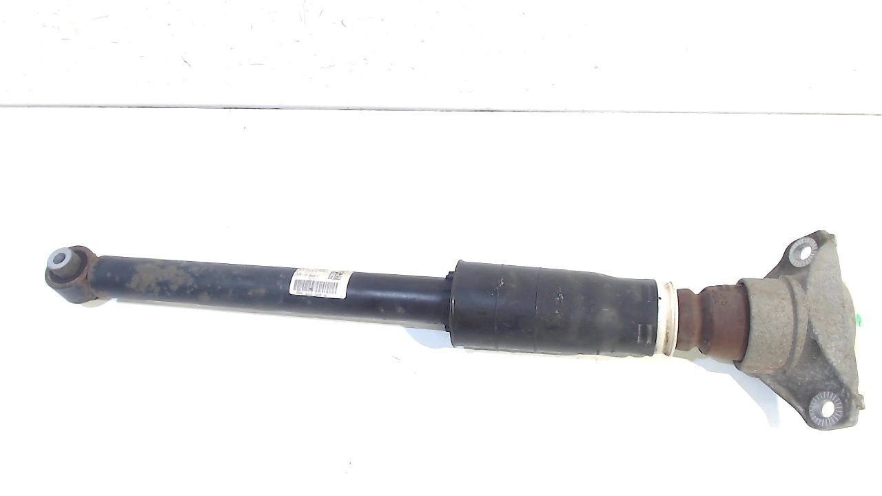 Schokbreker links achter Audi A4, Onderdelen@venauto.nl, Van der Ven Autorecycling B.V., Gebruikt, Ettenseweg 76, 4706 PB Roosendaal, The Netherlands