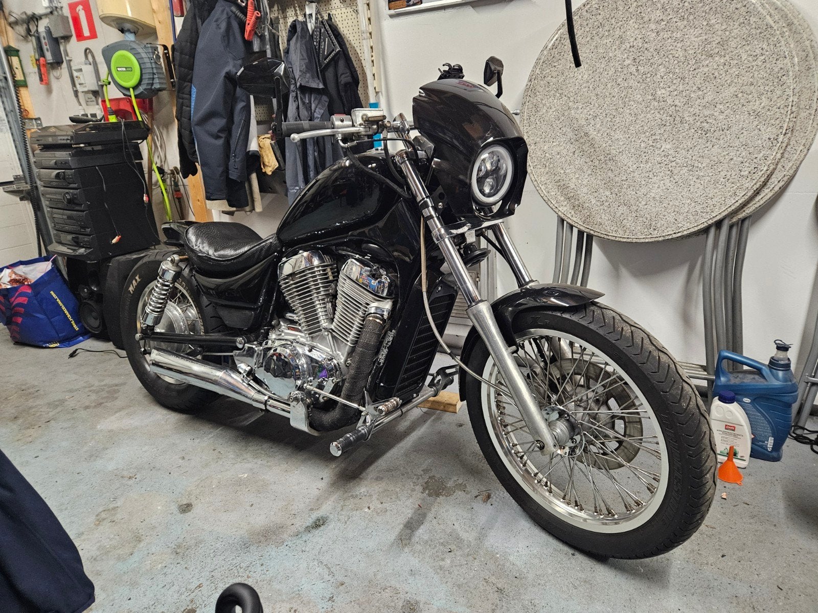 Suzuki Intruder VS700 1986, Motoren, 700 cc, 2 cilinders, Chopper, Gebruikt
