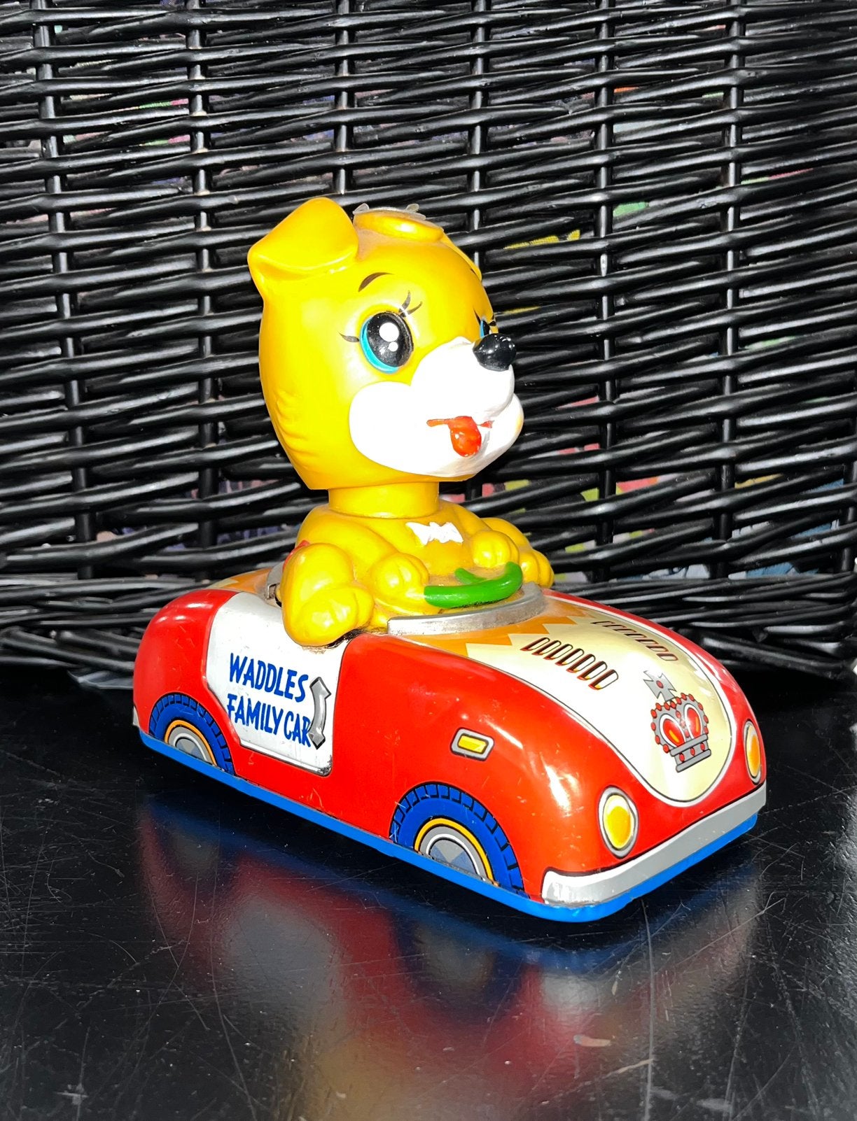 Vintage Waddles Family Car speelgoed hondje in auto, Ophalen of Verzenden, Gebruikt