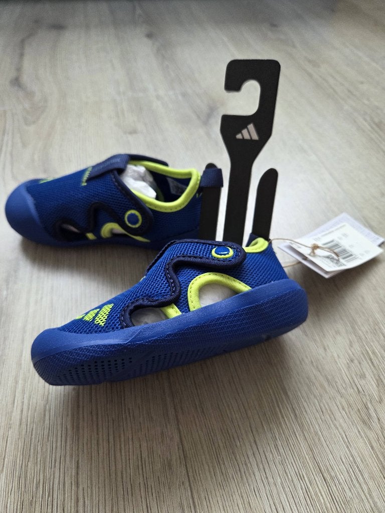 Adidas sandalen 25 nieuwe, Adidas, Sportschoenen, Nieuw, Ophalen of Verzenden