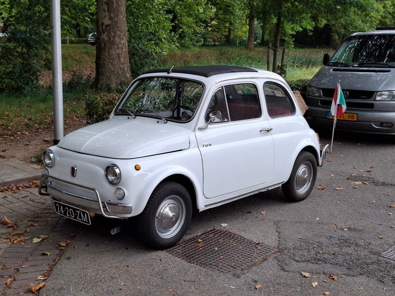 Fiat 500  1971 Wit, Auto's, Fiat, Particulier, Benzine, Hatchback, Handgeschakeld, Origineel Nederlands, Wit, Ophalen