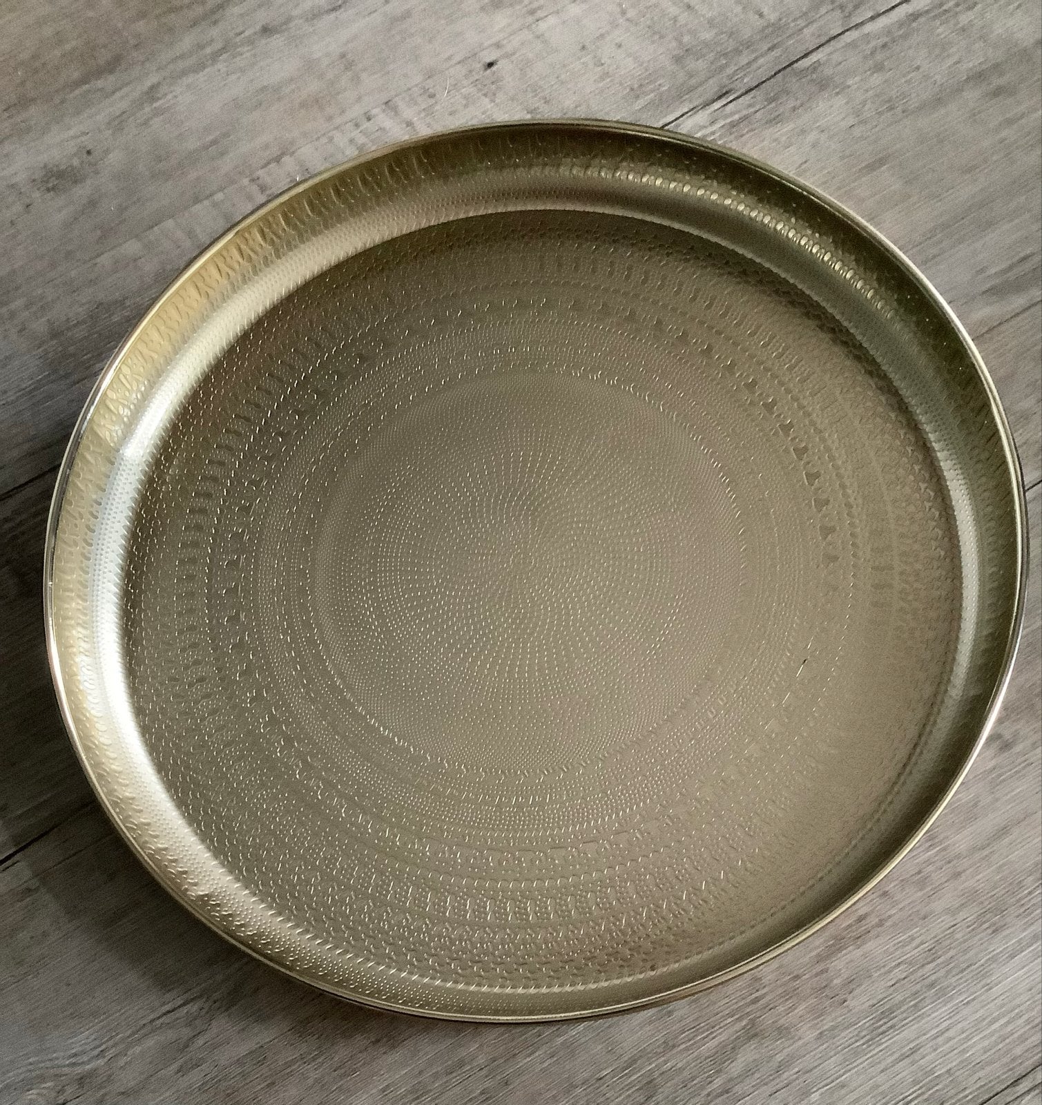 Goudkleurig dienblad met patroon, Ophalen, Met opstaande rand, Rond, Nieuw