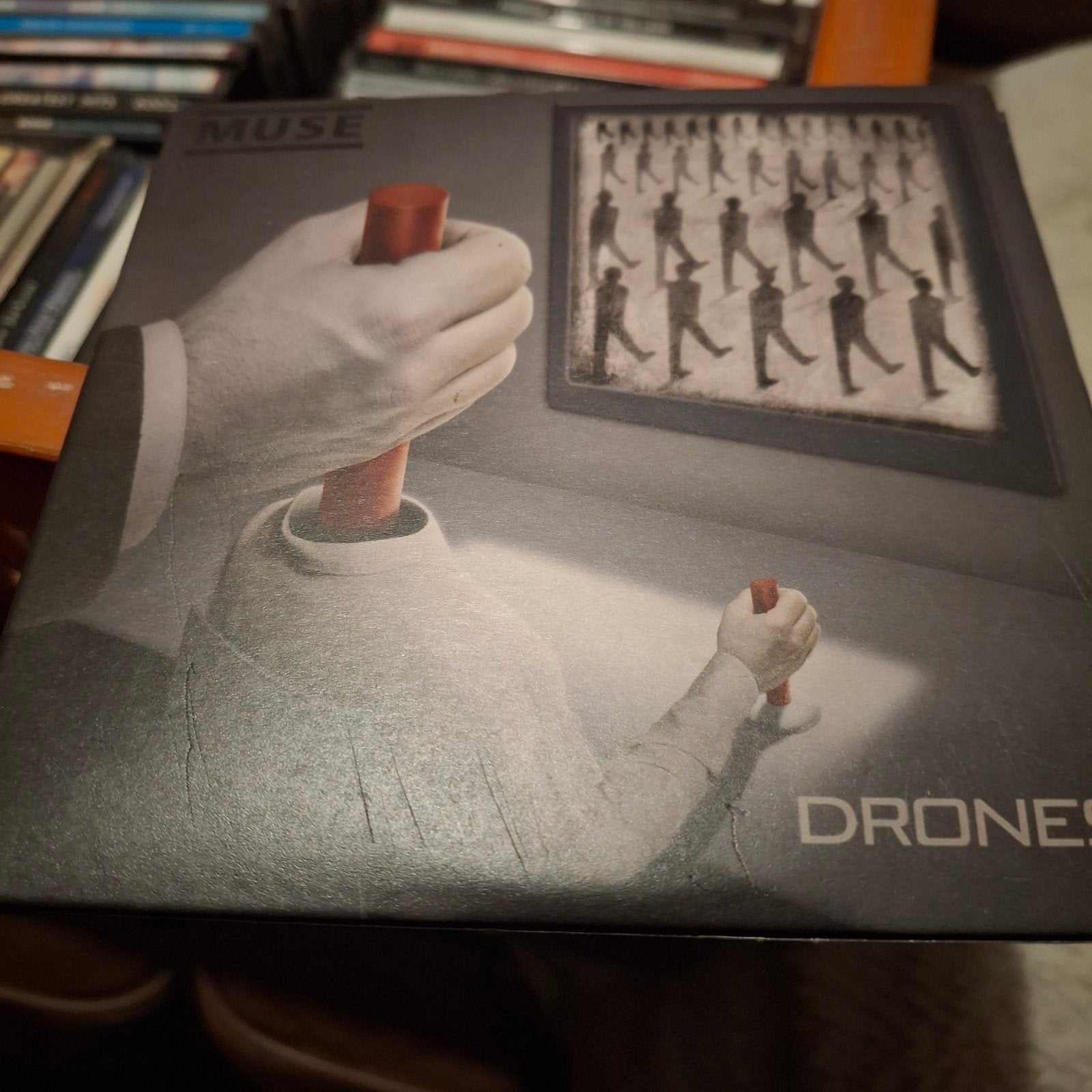 Muse drones, Ophalen of Verzenden