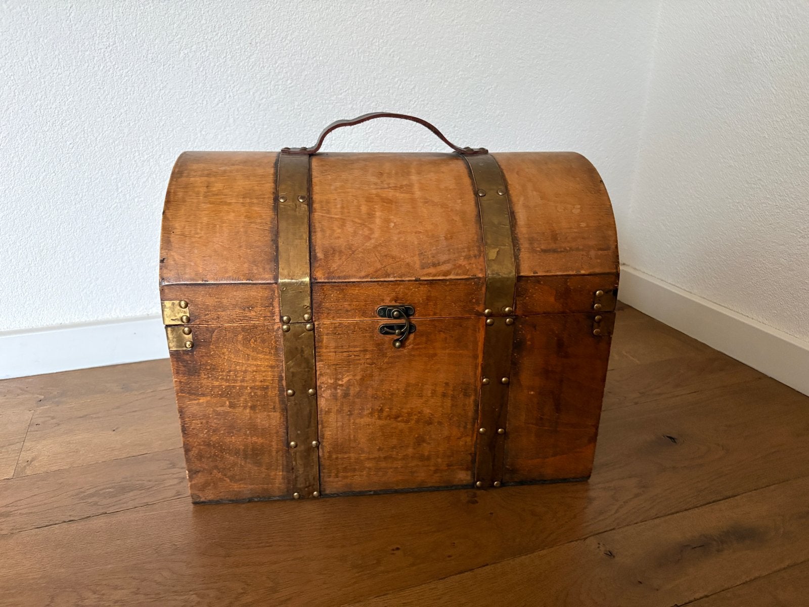 Schatkist voor verkleedkleren en kinderfeestjes, Huis en Inrichting, Woonaccessoires | Kisten, Ophalen, Gebruikt, 50 tot 100 cm