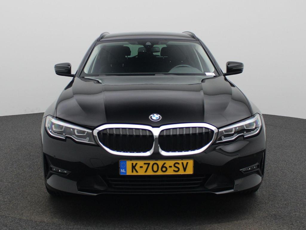 BMW 3-serie Touring 330e | STOELVERWARMING | NAVIGATIE | ELE, Achterwielaandrijving, Gebruikt, 4 cilinders, Zwart