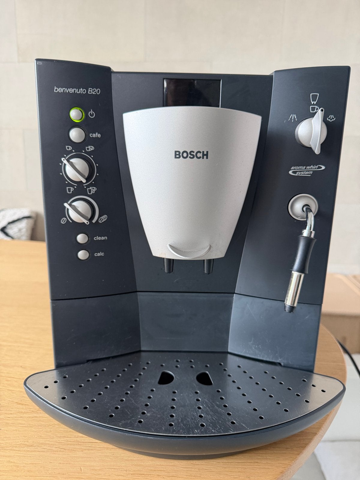 Bosch Benvenuto B20 Koffiemachine - Gebruikt, Witgoed en Apparatuur, Koffiezetapparaten, Ophalen, Afneembaar waterreservoir, Gebruikt