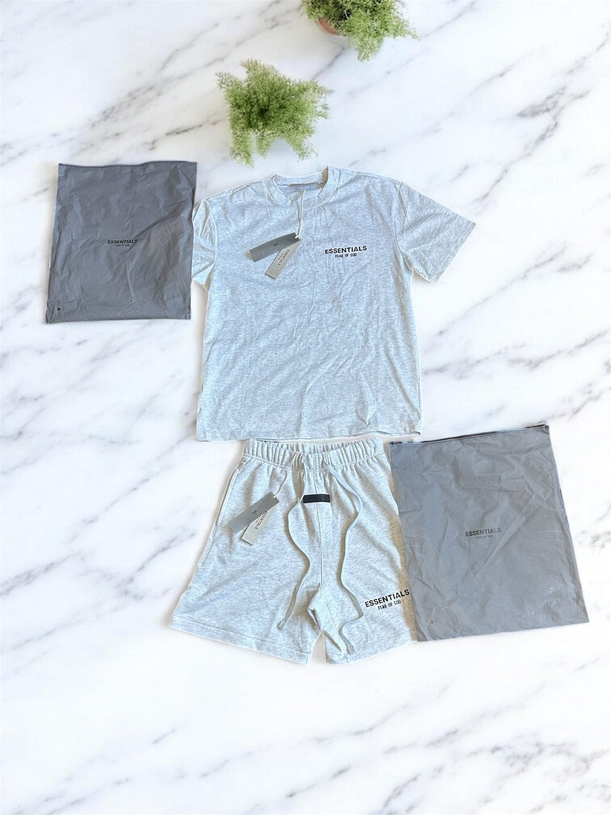 Essentials zomerset wit, Ophalen of Verzenden, Zo goed als nieuw