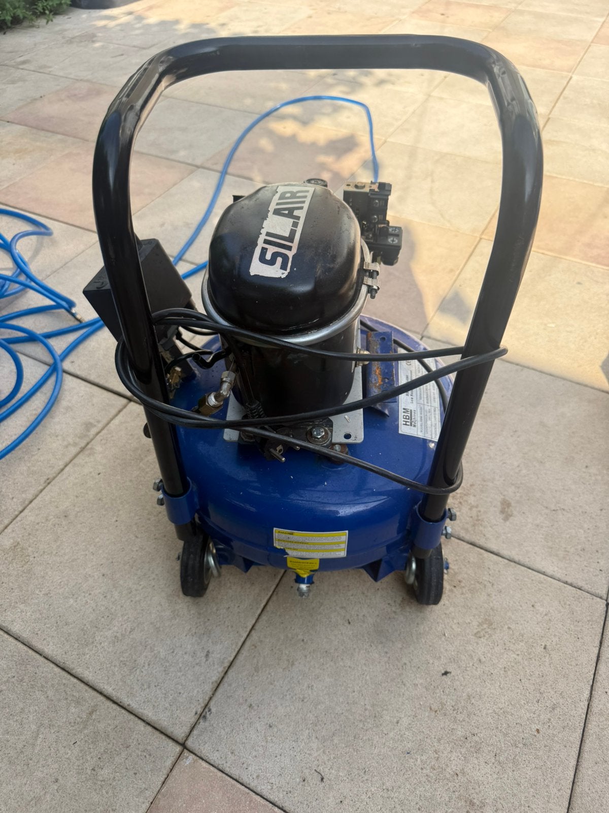 Compressor, 25 tot 100 liter, Ophalen, Zo goed als nieuw, Minder dan 200 liter/min