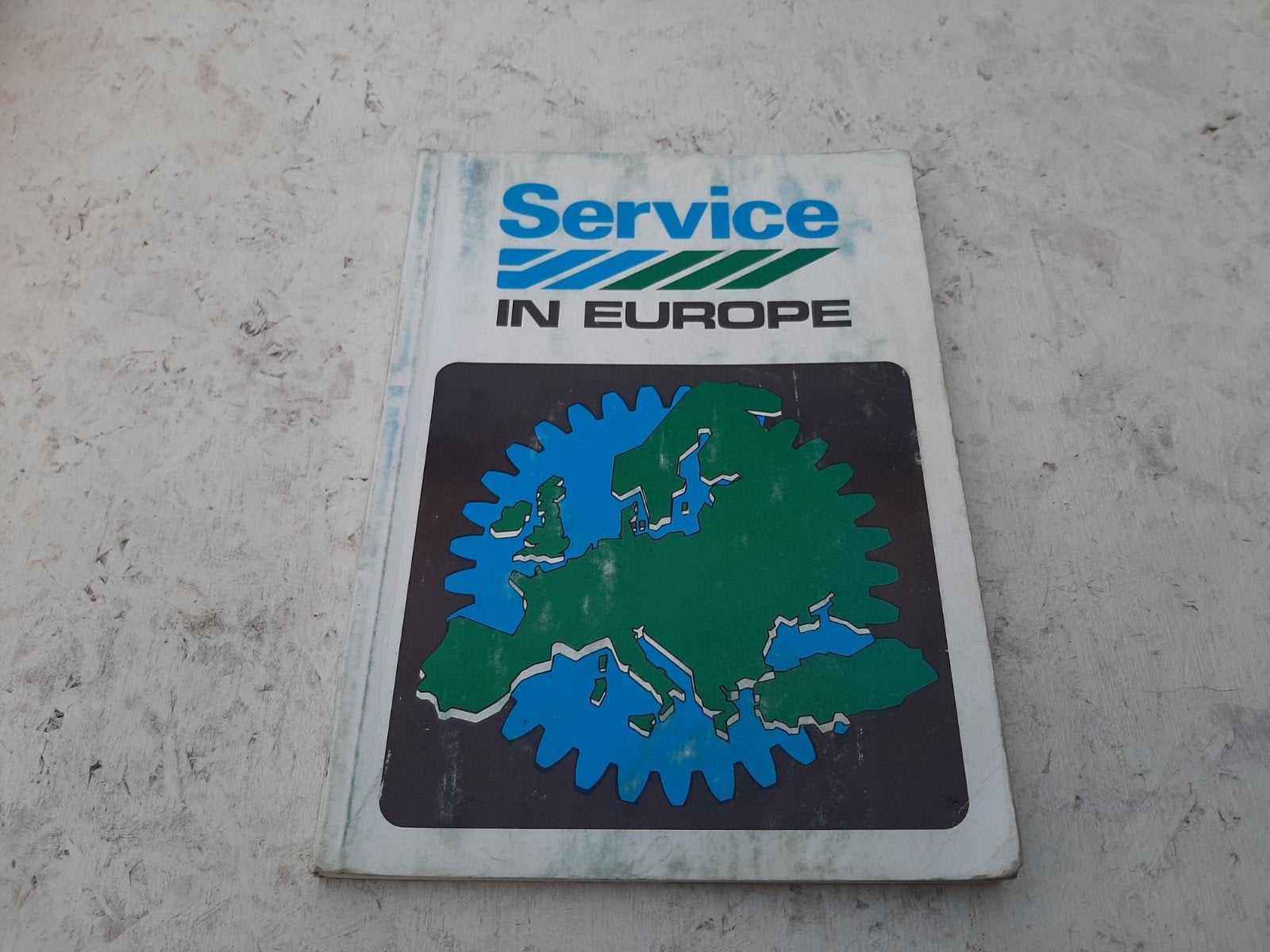 Service in Europe handleiding (1982) - Diverse merken, Boeken, Ophalen of Verzenden, Gelezen, Overige merken