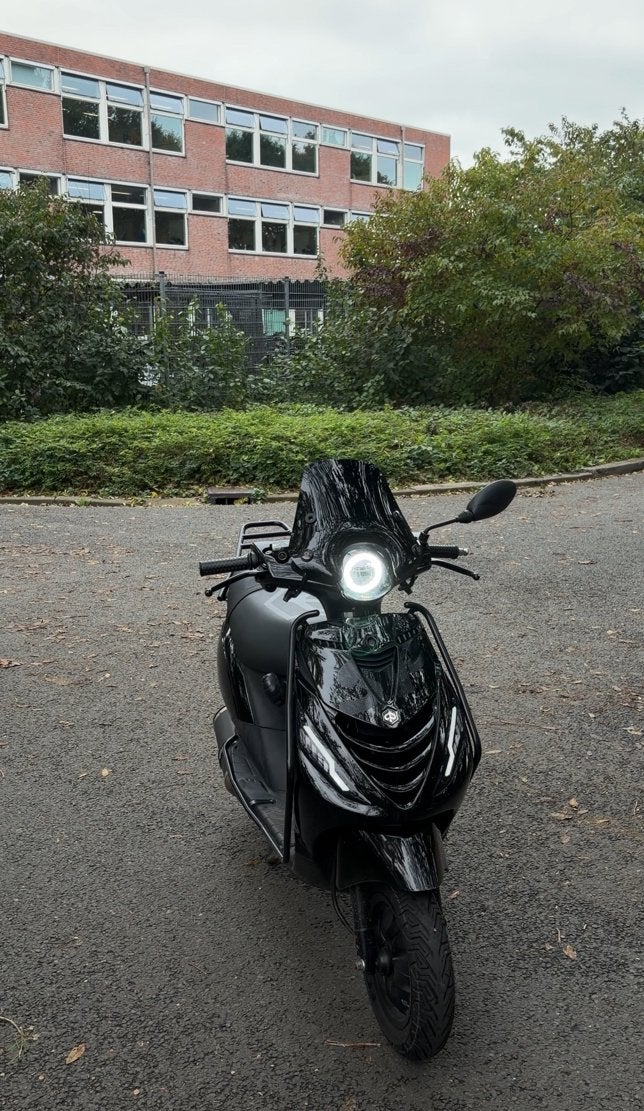Piaggio zip Zwart, Ophalen, Maximaal 45 km/u, Zip, Zo goed als nieuw