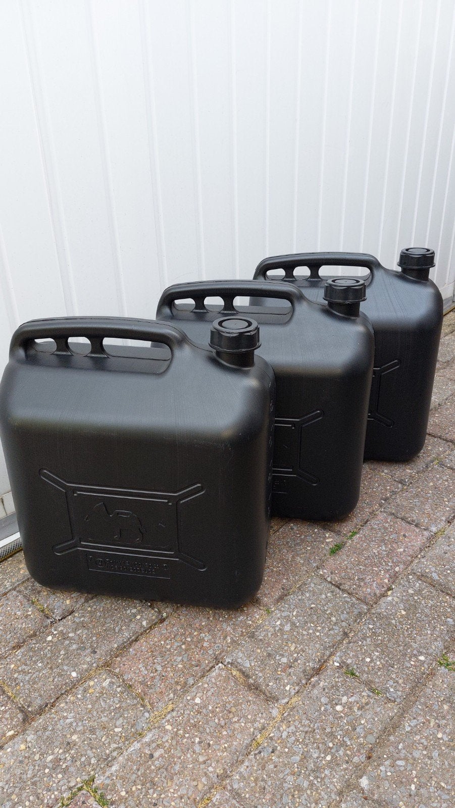 3x 20 liter Jerrycan, 1x gebruikt  per st. 7.50, Ophalen of Verzenden