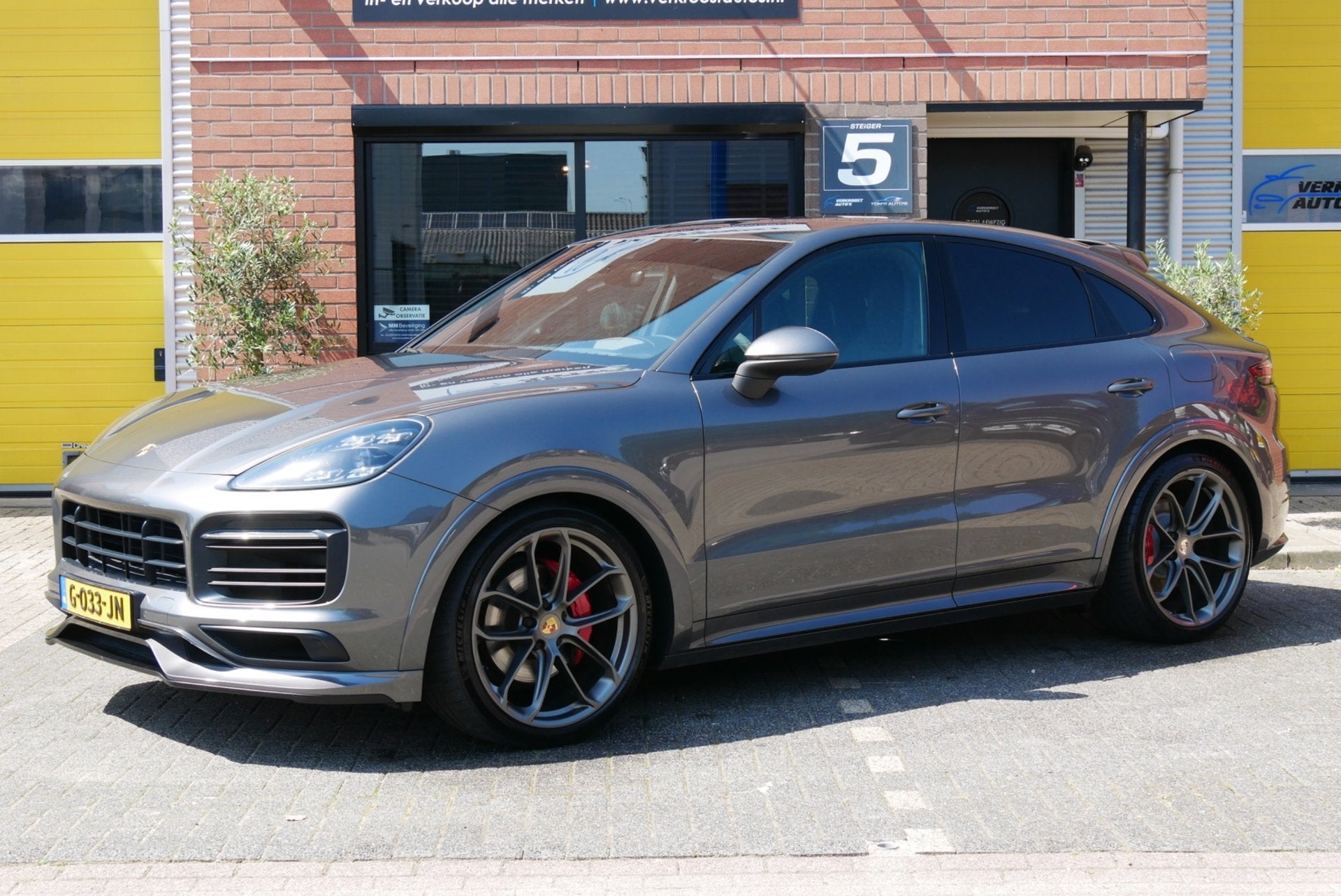 Porsche Cayenne Coupé 3.0 E-Hybrid lightweight sport. sport, Auto's, Gebruikt, 2995 cc, Leder en Stof, 340 pk