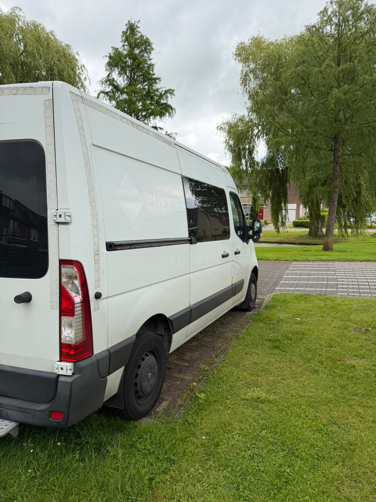 Renault Master 2.3D 92KW 2014 werkplekinrichting, omvormer., Voorwielaandrijving, 125 pk, 4 cilinders, 1865 kg
