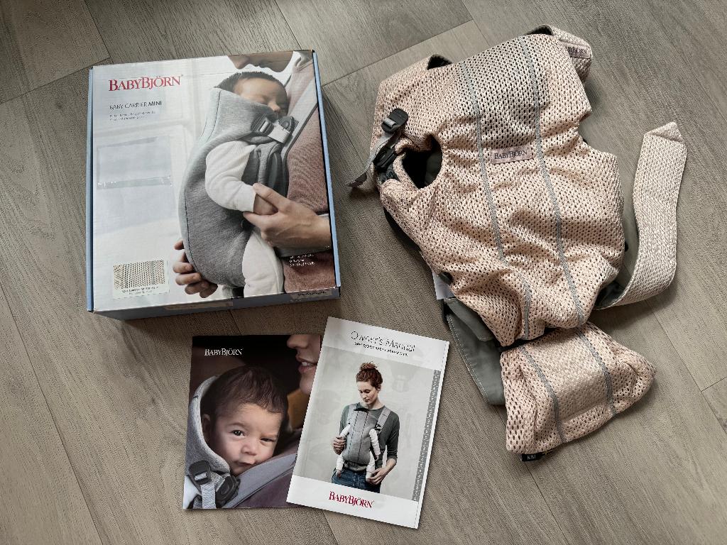 BabyBjörn draagzak “Baby carrier mini”, voor 0-1 jaar (mesh), Ophalen of Verzenden, Zo goed als nieuw, Buik, Baby Björn