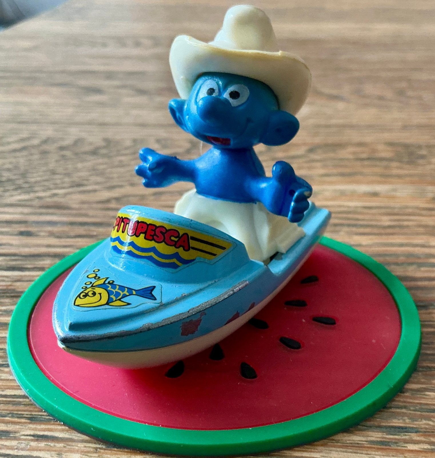 Oud Smurf in vissersboot Guisval Spanje Smurfen, Verzamelen, Smurfen, Ophalen of Verzenden, Gebruikt, Verschillende Smurfen