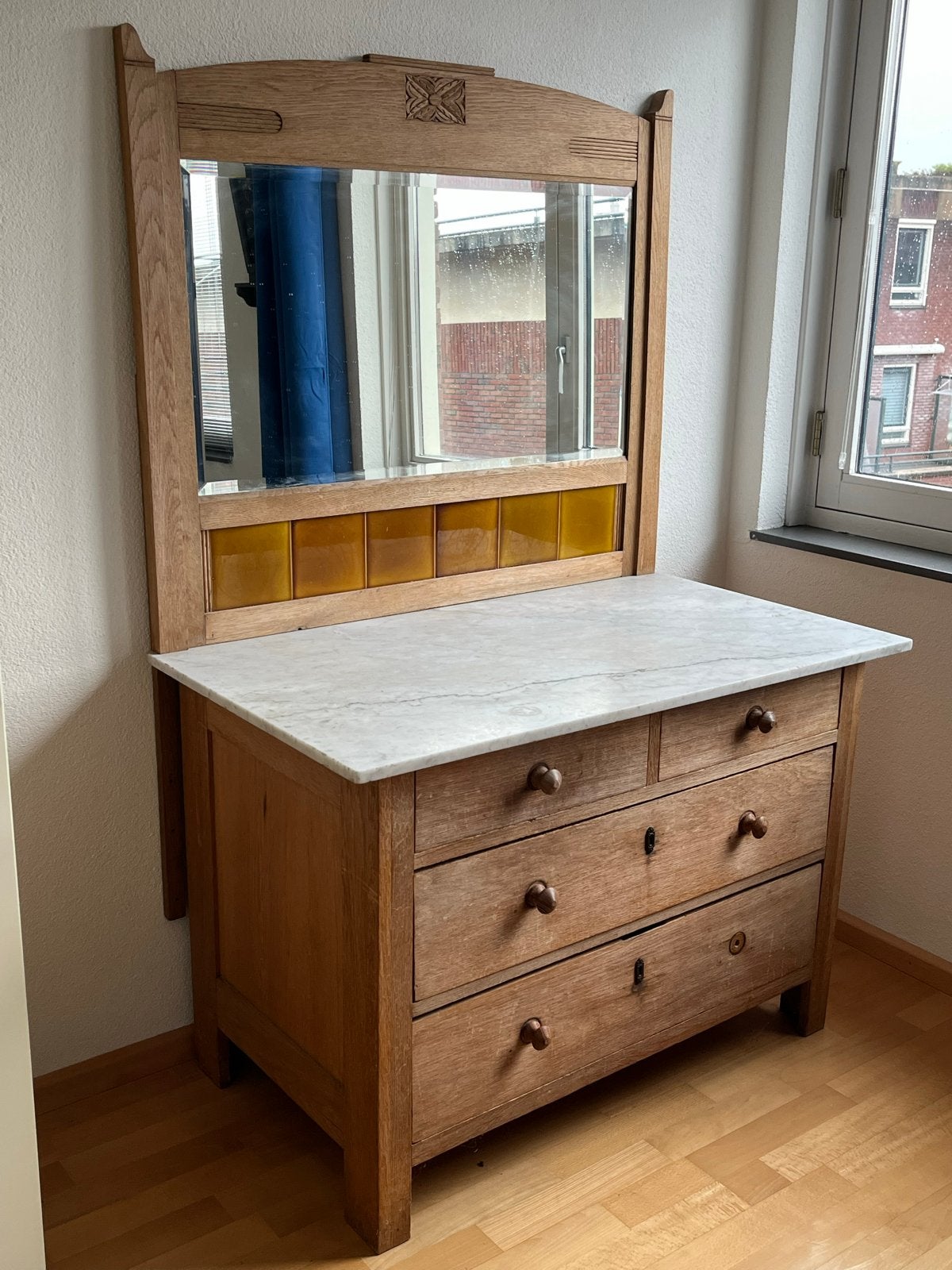 Eiken toilettafel met marmeren blad en losse spiegel, Ophalen, Gebruikt, 100 tot 150 cm, 150 tot 200 cm