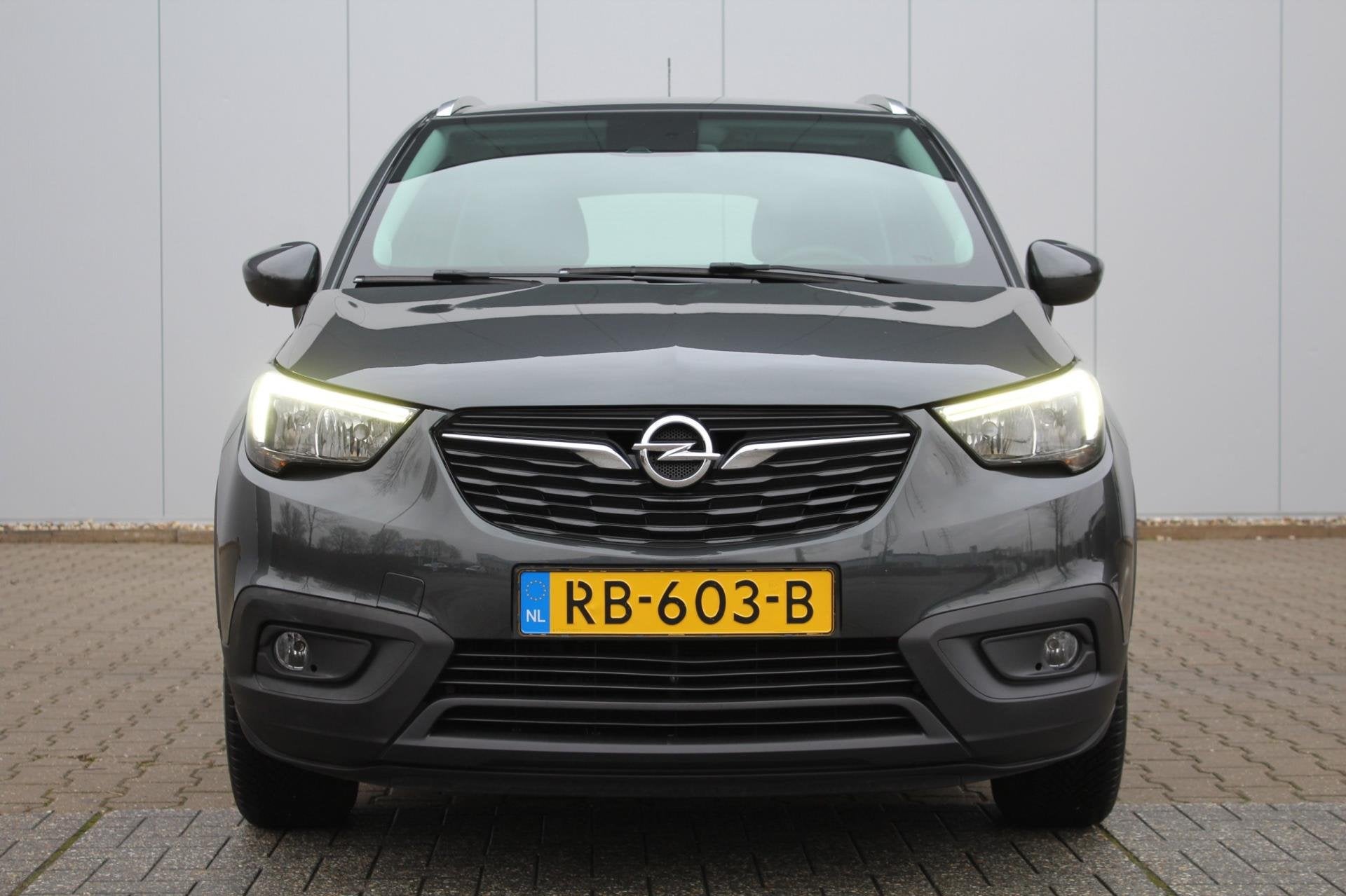 Opel Crossland X 1.2 Turbo Online Edition | Stoel / Stuurver, Auto's, Gebruikt, 1199 cc, 49 €/maand, Origineel Nederlands