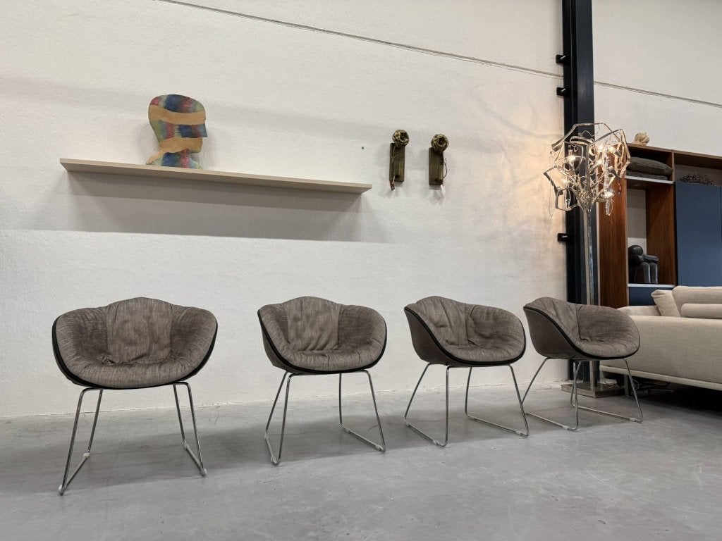 4 Showmodel Ginger Bruin eetkamerstoelen design stoel, Minder dan 50 cm, JORI Rolf Benz Montis Leolux Jess Design Bert Plantagie