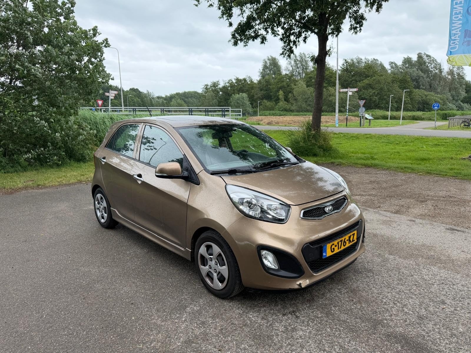 Kia Picanto 1.2 Cvvt 5-DRS 2011 Bruin, Auto's, Voorwielaandrijving, 4 cilinders, Bruin, 400 kg