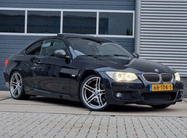 BMW 325i M-SPORT | NL AUTO | DAK | HIFI | 19" |AZURITSCHWARZ, Auto's, Achterwielaandrijving, 4 stoelen, Alcantara, 75 €/maand