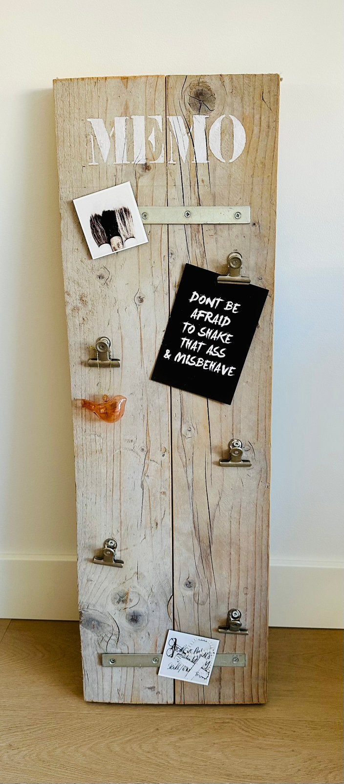 Memobord steigerhout magneetstrips en klemmen, Huis en Inrichting, Woonaccessoires | Memoborden, Ophalen, Zo goed als nieuw