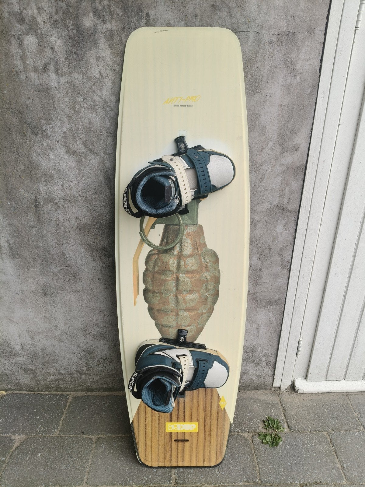 Wakeboard met schoenen maat 44 en plank 143 cm, Ophalen of Verzenden