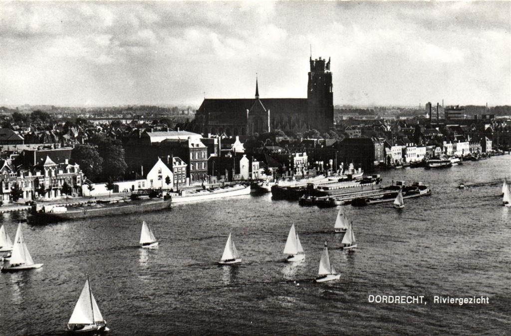 Dordrecht, Riviergezicht - zeilboten - ongelopen, Ophalen of Verzenden, 1960 tot 1980, Ongelopen, Zuid-Holland