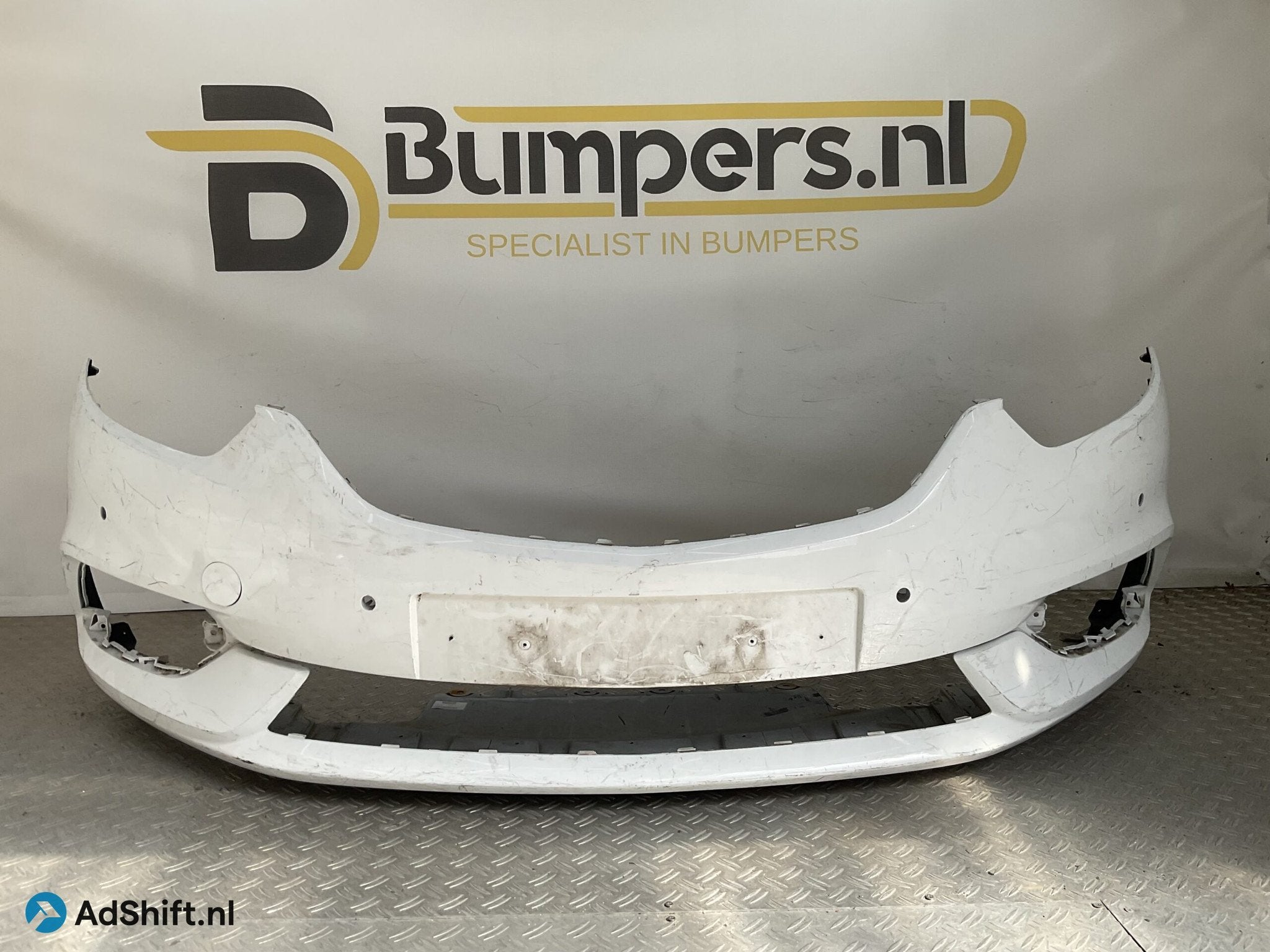 Bumper Opel Zafira 2017 39079783 Voorbumper i5-20888