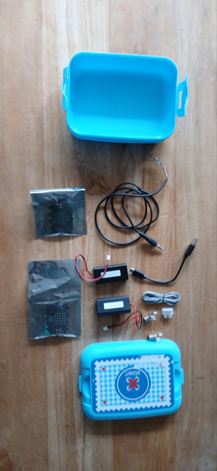 Micro:bit set met accessoires en opbergdoos, Ophalen of Verzenden, Nieuw