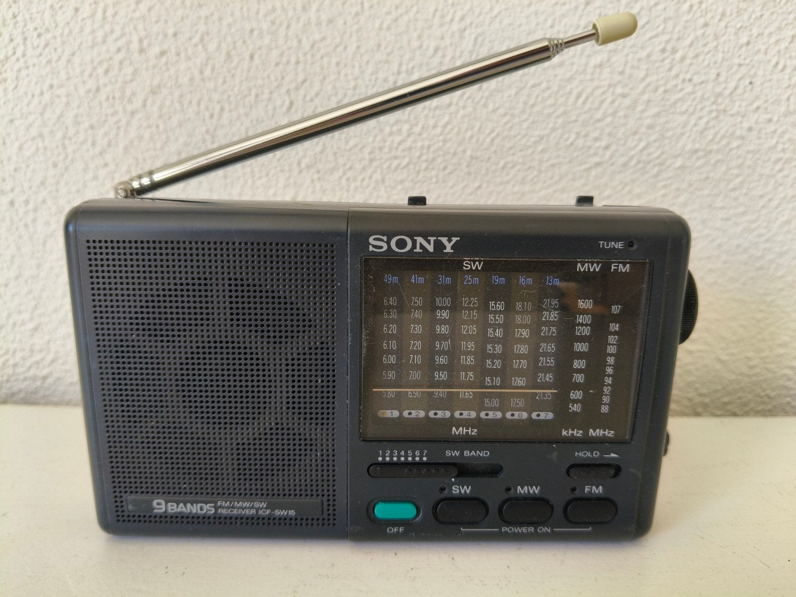 Sony ICF-SW15 9-bands wereldontvanger, Ophalen of Verzenden, Gebruikt, Wereldontvanger