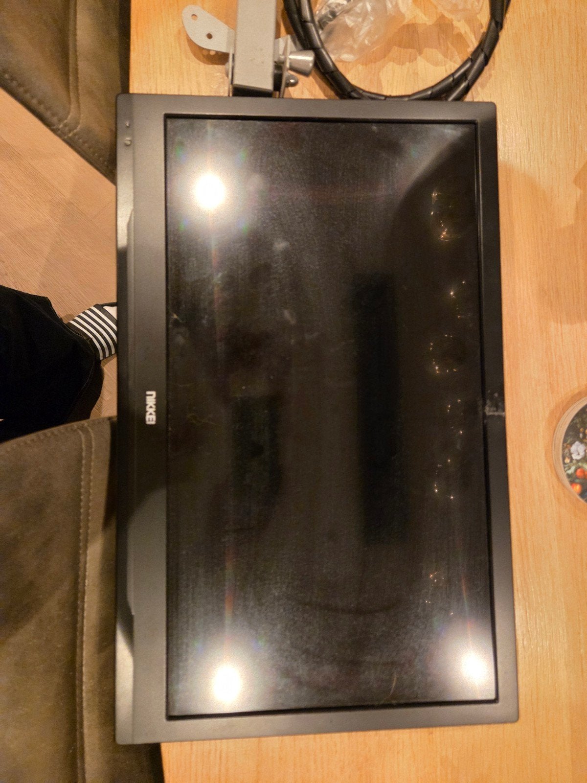 TV met beugel voor in de camper, Overige merken, HD Ready (720p), Ophalen of Verzenden, Minder dan 40 cm