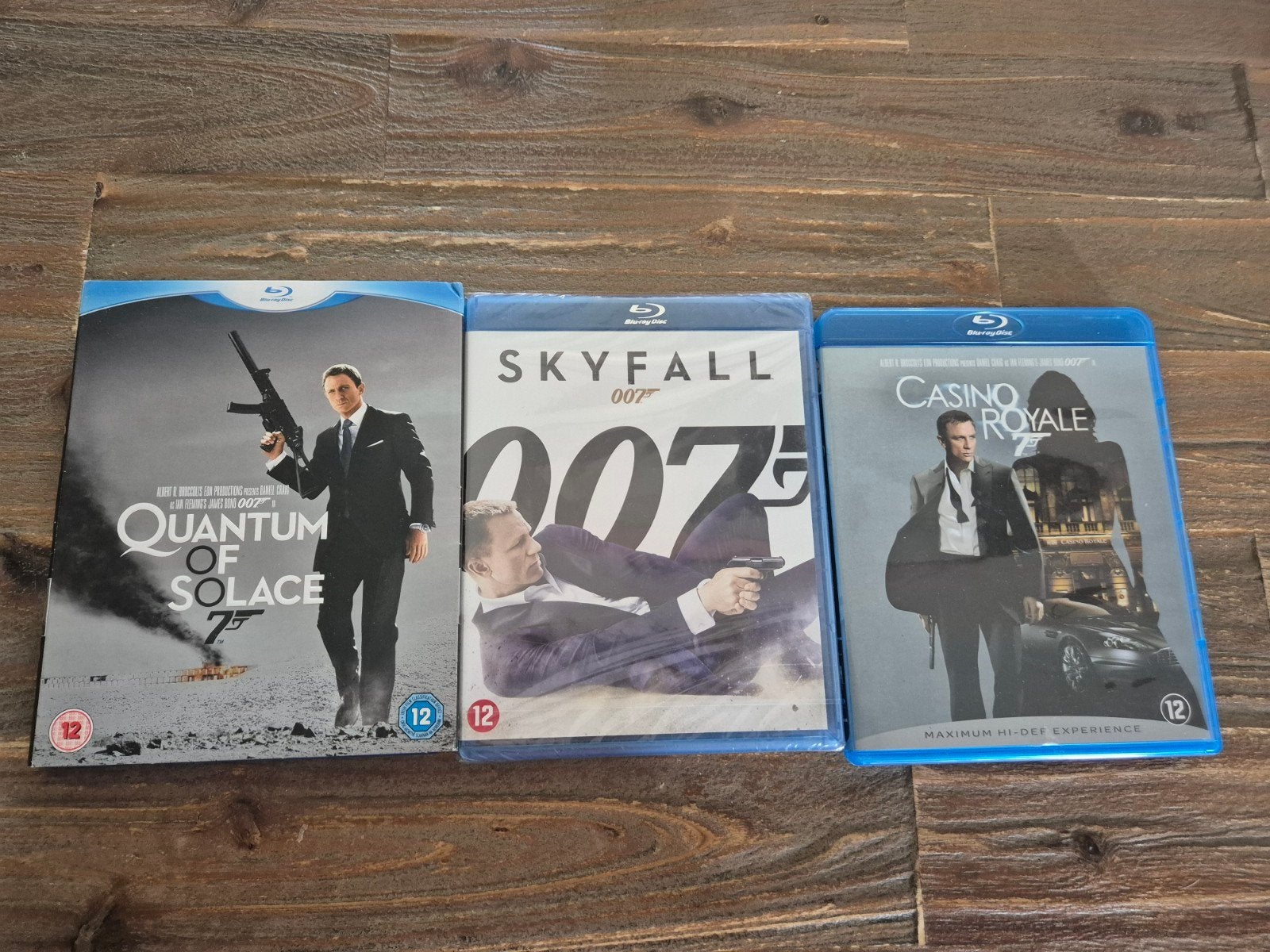 James Bond 007 Casino Royale, Skyfall & Quantum of Solace, Cd's en Dvd's, Blu-ray, Ophalen of Verzenden, Zo goed als nieuw, Actie