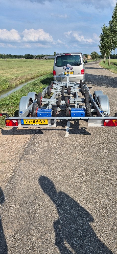 i-trailer boot trailer TTH2000VBSLT slechts 20 keer gebruikt, Watersport en Boten, Boottrailers, Minder dan 1500 kg, 6 tot 9 meter