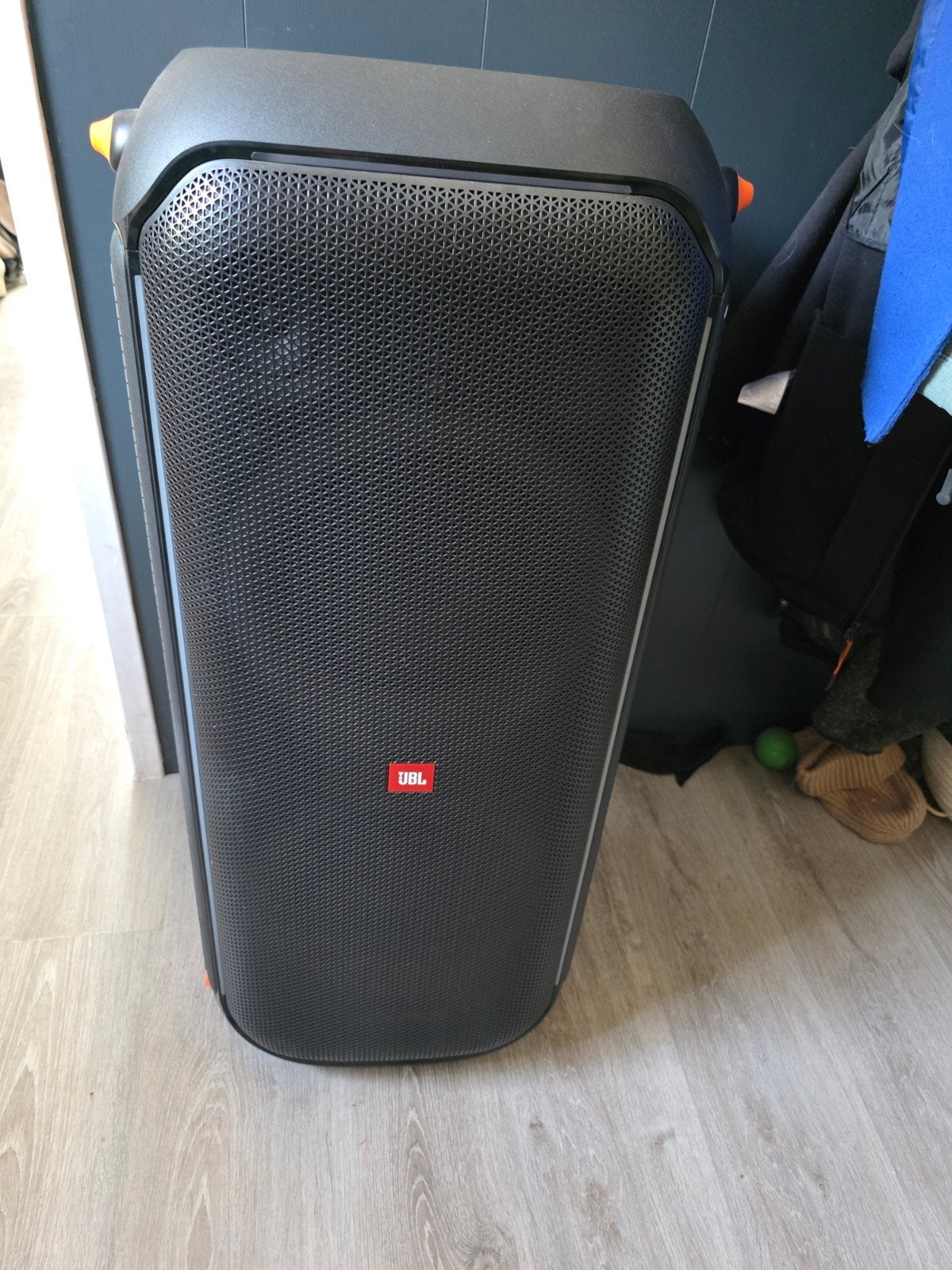 2x jbl PartyBox 710 - Krachtige Party Speaker met Lichtshow, Audio, Tv en Foto, Luidsprekers, JBL, Party speaker, Zo goed als nieuw
