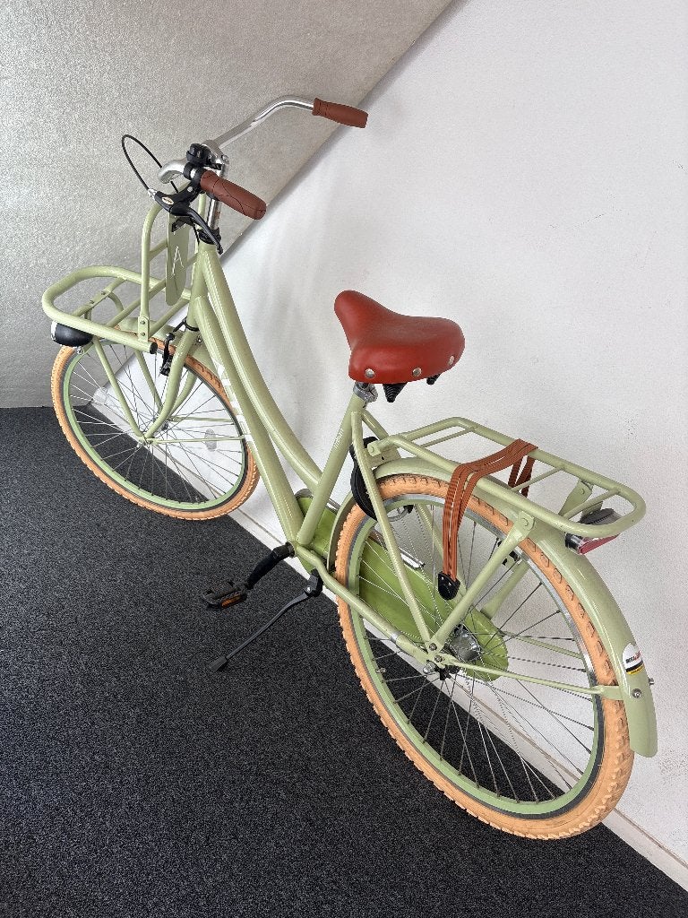Meisjesfiets 26 inch, Terugtraprem, Altec, Ophalen, 26 inch of meer