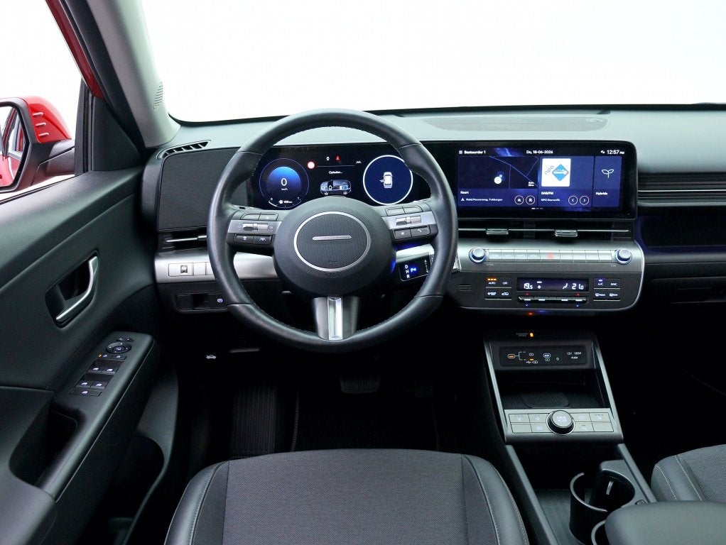 Hyundai KONA 1.6 GDI HEV Comfort Smart | Private lease 549 p, Auto's, Hyundai, Gebruikt, Automatische klimaatregeling, Leder en Stof