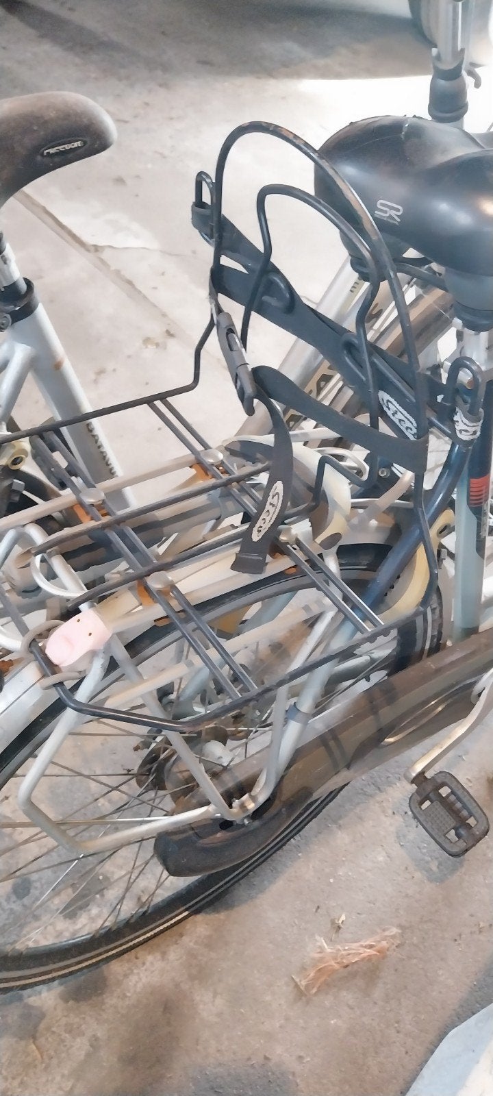 tassen drager op de fiets, Ophalen, Gebruikt