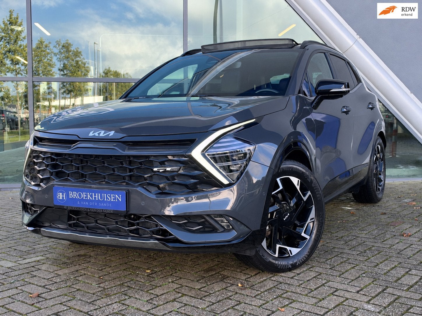 Kia Sportage 1.6 T-GDi Plug-in Hybrid AWD GT-PlusLine 265pk, Automaat, Gebruikt, Zwart, 4 cilinders