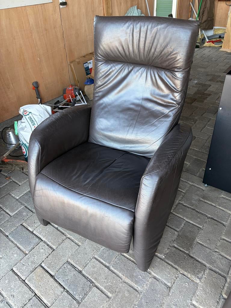 Te koop relax stoel, Huis en Inrichting, Ophalen, Gebruikt, Leer, 50 tot 75 cm
