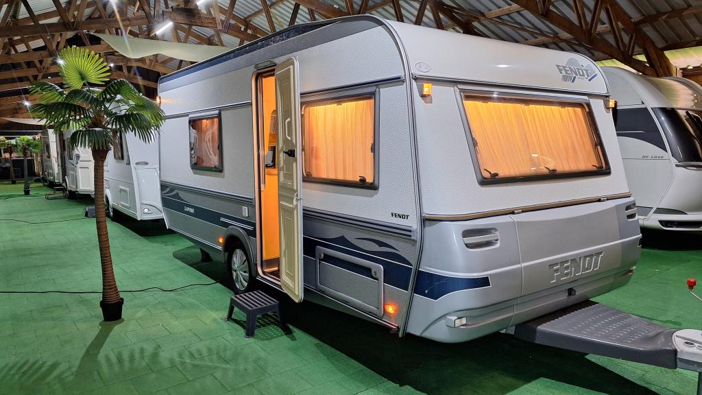 Fendt Saphir 490 TKM Voortent/Luifel, Caravans en Kamperen, Caravans, Gewerbepark Ost 26 86690 Mertingen, Duitsland, Fendt Caravan GMBH