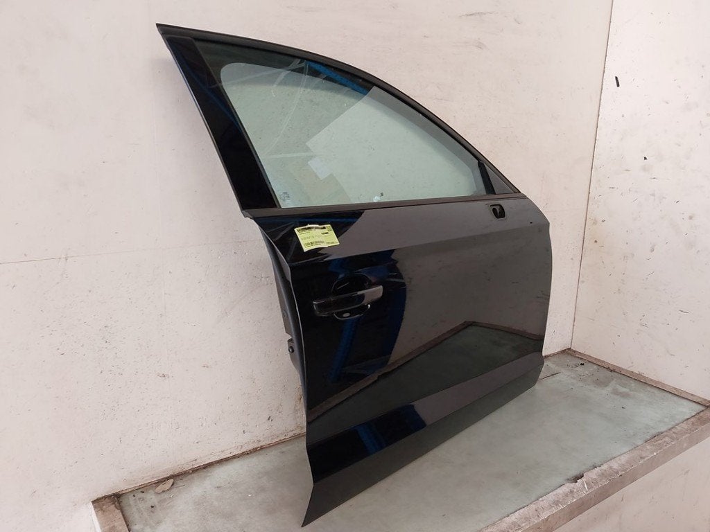 Portier Rechts Voor Audi A3 Limousine (8VS/8VM) 8V5831052D, Gebruikt, Auto-Union-Straße  1, Ingolstadt 85057, , Duitsland, Info@audi.de