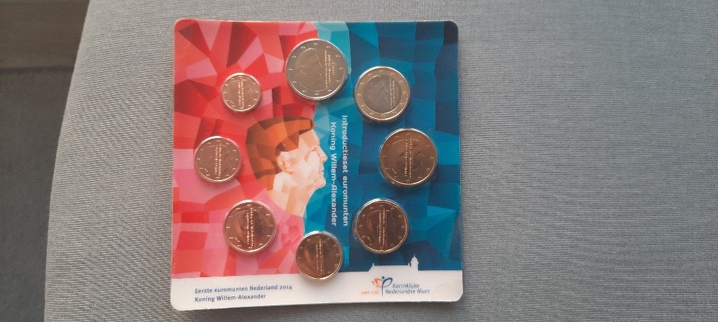 Muntset eerste Euromunten van Willem Alexander 2014, Ophalen of Verzenden, Koningin Beatrix, Euro's