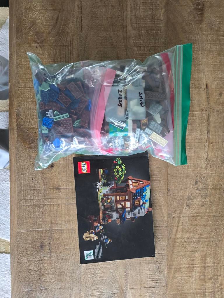 Lego 21325 Black smit, G1, Ophalen, Zo goed als nieuw