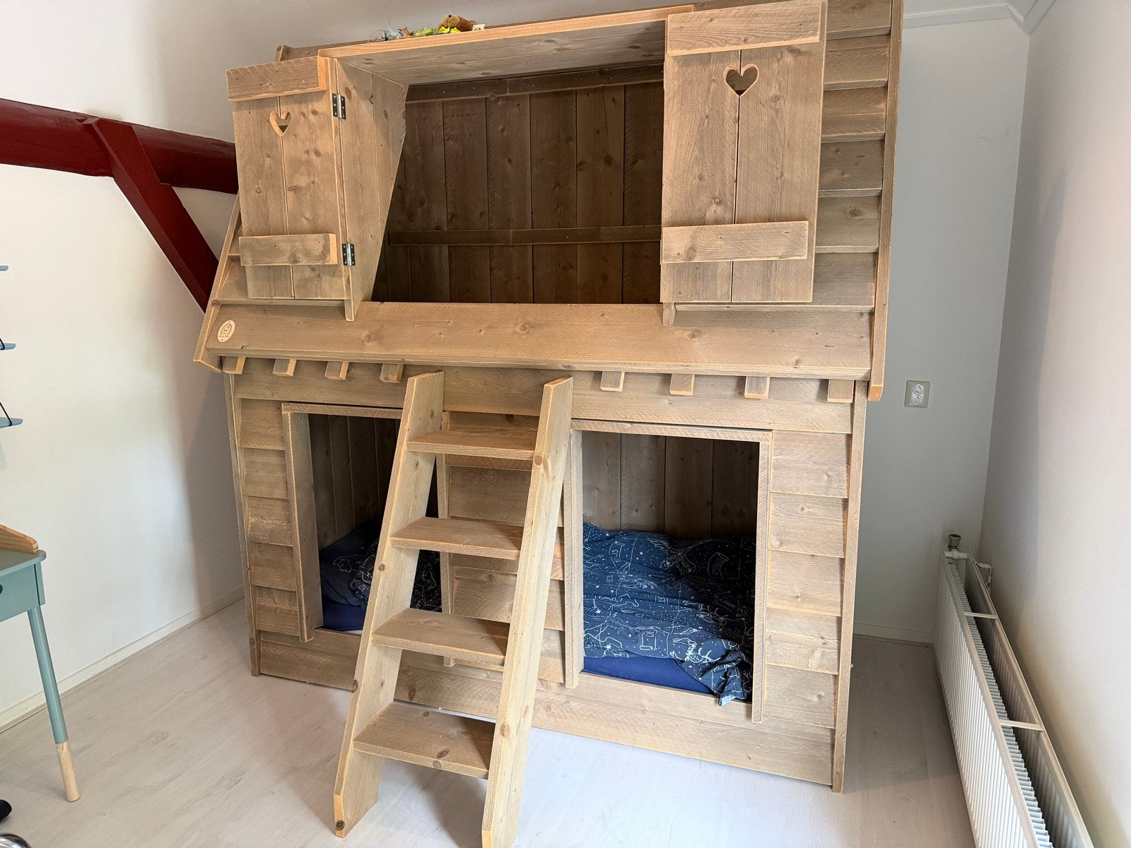 Unike handgemaakt huisbed/stapelbed voor kinderen, Ophalen, Gebruikt, 90 cm, Tweepersoons