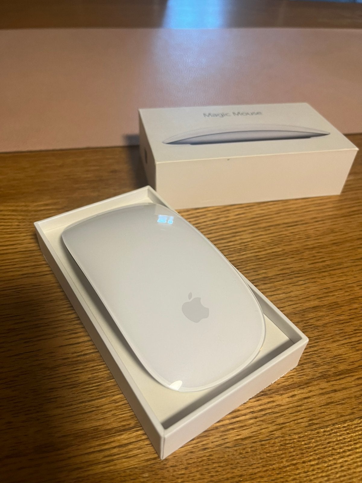 Apple Magic Mouse 2, Computers en Software, Muizen, Ophalen of Verzenden, Gebruikt